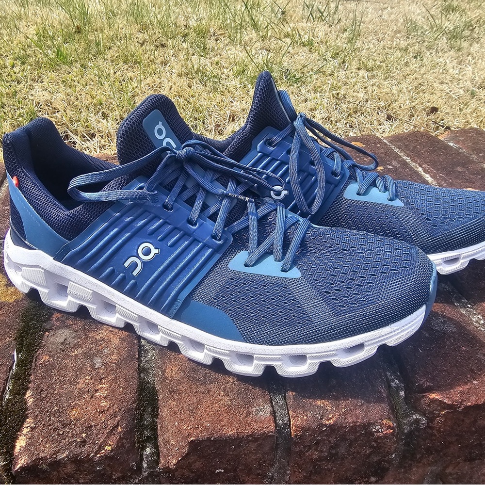 On Cloudswift 2 Denim Midnight Men’s Size 12 Running Shoes w/ Box